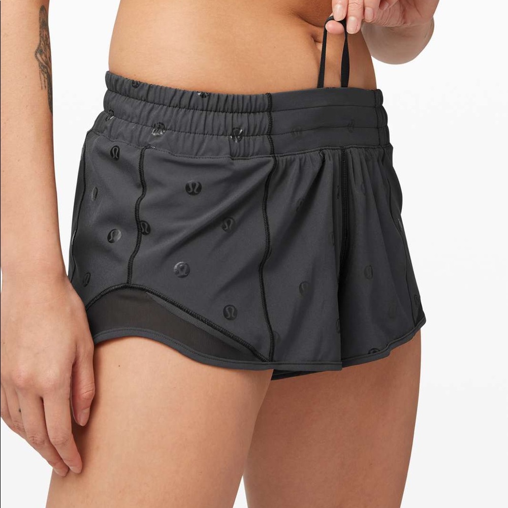 Lululemon Hotty Hot Short 2.5 Black Logo Limited Edition